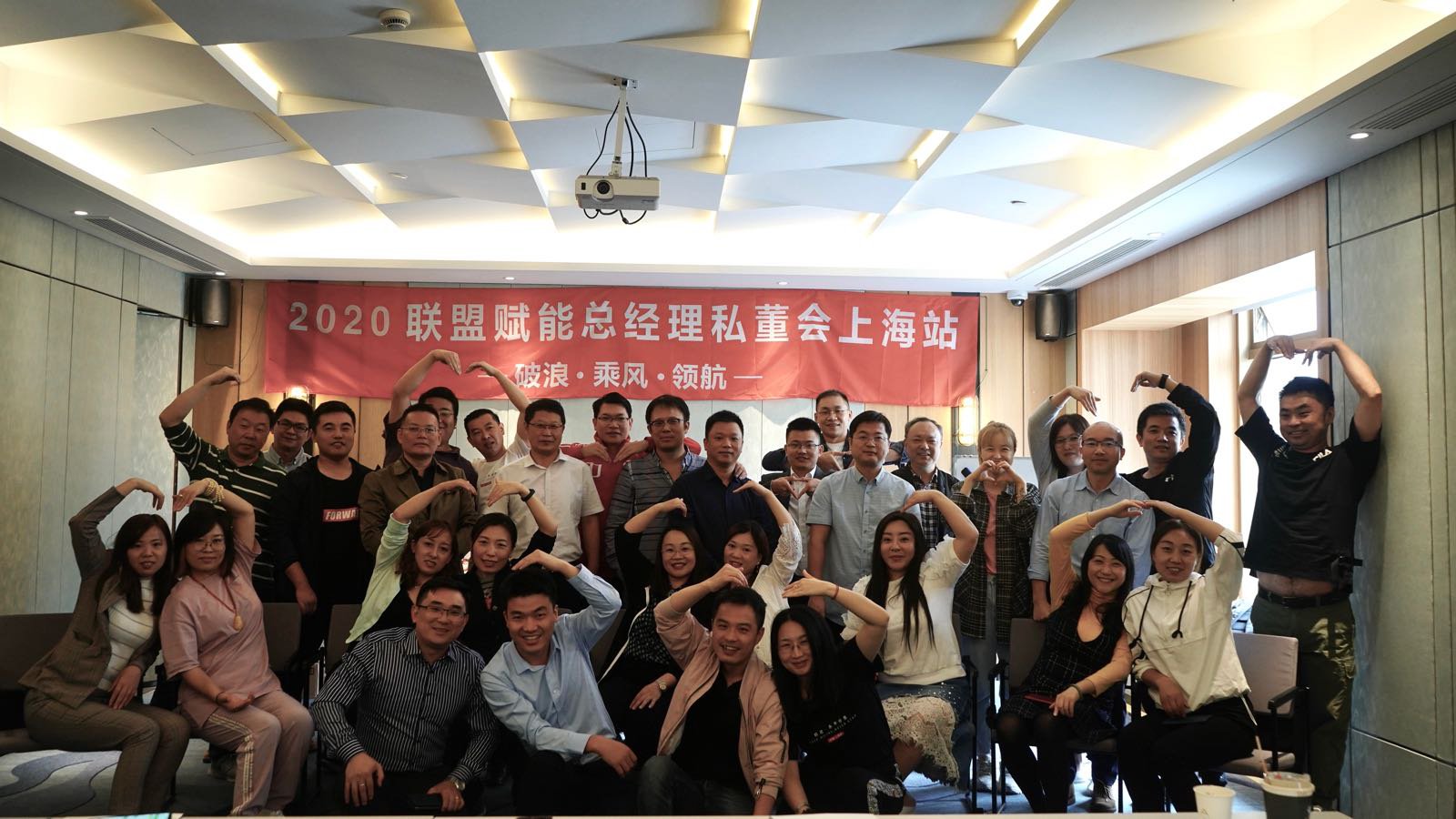 可结合站内栏目与相关篇目交叉阅读